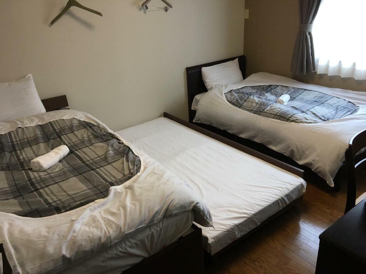 Hostel Mallika Hirosima Kültér fotó