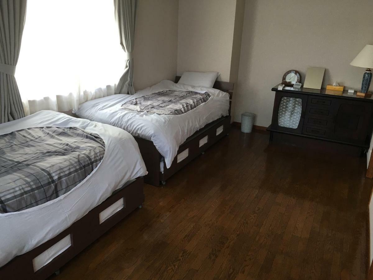 Hostel Mallika Hirosima Kültér fotó
